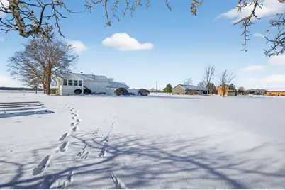 2420 N Dwight Road, Morris, IL 60450 - Photo 31