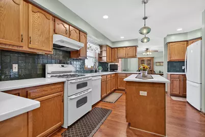 2420 N Dwight Road, Morris, IL 60450 - Photo 11