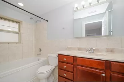 7357 N Ashland Boulevard #2, Chicago, IL 60626 - Photo 5