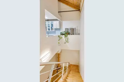 1140 W Cornelia Avenue #D, Chicago, IL 60657 - Photo 19