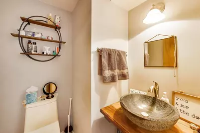 1140 W Cornelia Avenue #D, Chicago, IL 60657 - Photo 11