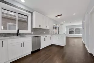 1047 N St Louis Ave, Chicago, IL 60651 - Photo 5