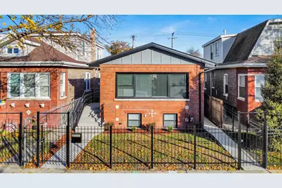 1047 N Saint Louis Avenue, Chicago, IL 60651 - Photo 1