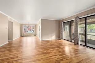 42 Parliament Dr W, Palos Heights, IL 60463 - Photo 5