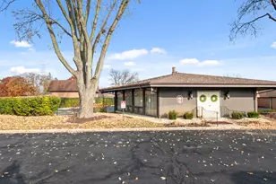 42 Parliament Dr W, Palos Heights, IL 60463 - Photo 19