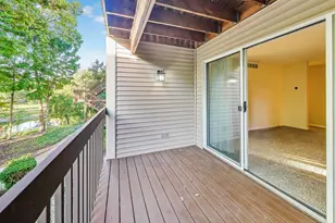 534 River Front Cir, Naperville, IL 60540 - Photo 15