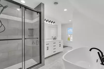 202 E Daggy Street, Tuscola, IL 61953 - Photo 31