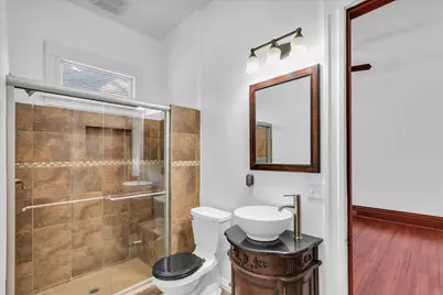 202 E Daggy Street, Tuscola, IL 61953 - Photo 17