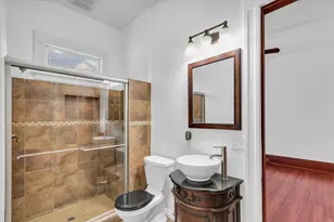 202 E Daggy St, Tuscola, IL 61953 - Photo 17