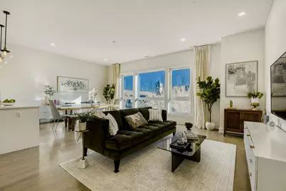 722 W 17th Place #3E, Chicago, IL 60616 - Photo 3