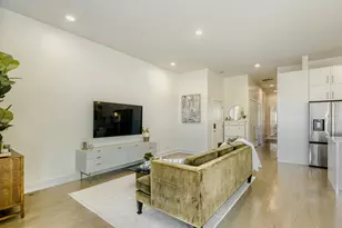 722 W 17th Pl, Chicago, IL 60616 - Photo 5