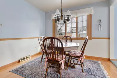 1696 S Elm Street, Des Plaines, IL 60018 - Photo 5