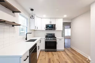 9749 S Harvard Ave, Chicago, IL 60628 - Photo 11