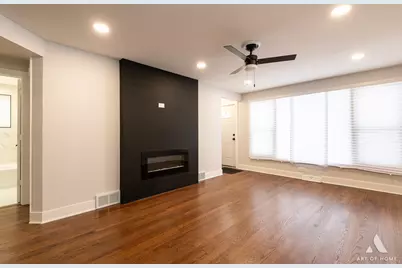 9749 S Harvard Avenue, Chicago, IL 60628 - Photo 7