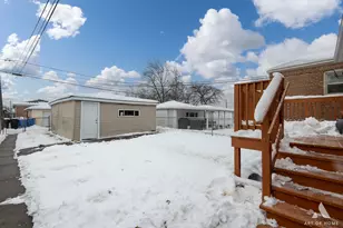 9749 S Harvard Ave, Chicago, IL 60628 - Photo 37