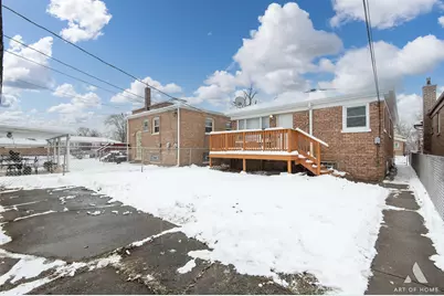 9749 S Harvard Avenue, Chicago, IL 60628 - Photo 39