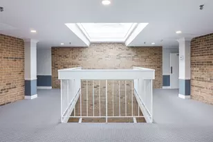 601 Lake Hinsdale Dr, Willowbrook, IL 60527 - Photo 19