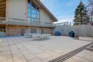 601 Lake Hinsdale Dr, Willowbrook, IL 60527 - Photo 27