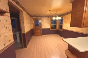 9215 S Hamlin Ave, Evergreen Park, IL 60805 - Photo 11