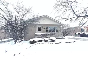 9215 S Hamlin Ave, Evergreen Park, IL 60805 - Photo 1