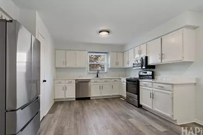 197 Maplewood Drive, Antioch, IL 60002 - Photo 3