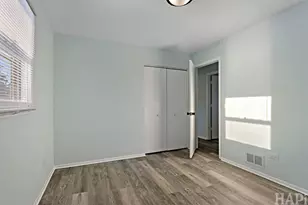 197 Maplewood Dr, Antioch, IL 60002 - Photo 11