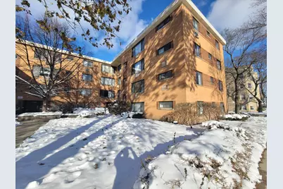 2700 W Lunt Avenue #201, Chicago, IL 60645 - Photo 3