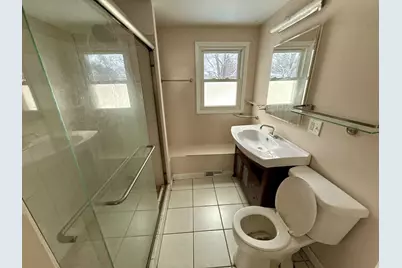 145 W Park Drive, Lombard, IL 60148 - Photo 7