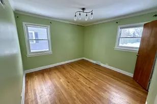 145 W Park Dr, Lombard, IL 60148 - Photo 5