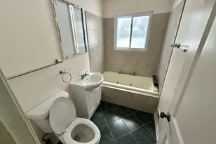 145 W Park Dr, Lombard, IL 60148 - Photo 3