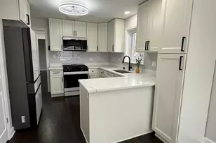 10061 Lacrosse Ave, Skokie, IL 60077 - Photo 3