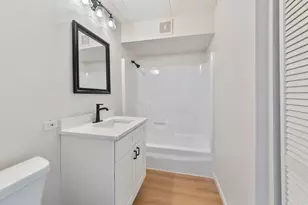 17000 Novak Dr, Hazel Crest, IL 60429 - Photo 7