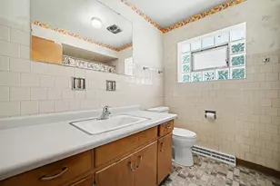 11741 S Central Park Ave, Merrionette Park, IL 60803 - Photo 9