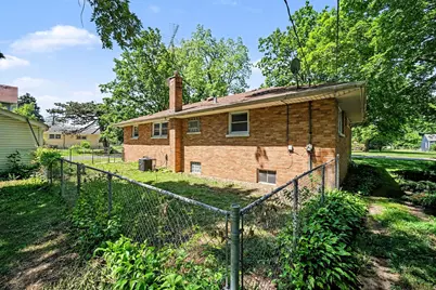 11741 S Central Park Avenue, Merrionette Park, IL 60803 - Photo 13