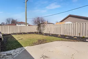 8101 S Oketo Ave, Bridgeview, IL 60455 - Photo 19