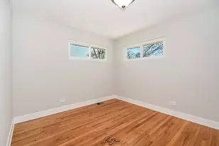 8101 S Oketo Ave, Bridgeview, IL 60455 - Photo 13