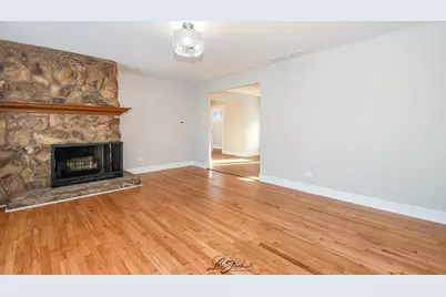 8101 S Oketo Avenue, Bridgeview, IL 60455 - Photo 5