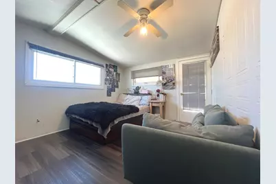 9112 Walnut Avenue, Franklin Park, IL 60131 - Photo 23