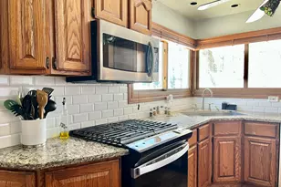 9112 Walnut Ave, Franklin Park, IL 60131 - Photo 9