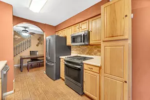 2967 Impressions Dr, Lake in the Hills, IL 60156 - Photo 7