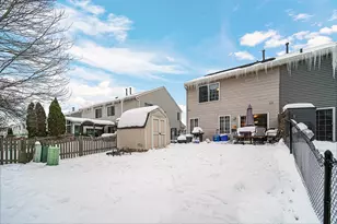 2967 Impressions Dr, Lake in the Hills, IL 60156 - Photo 21