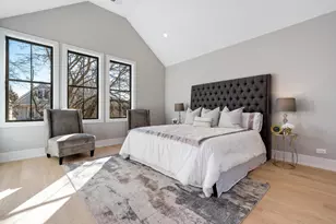 2902 N Seeley Ave, Chicago, IL 60618 - Photo 19