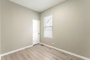 30 Washington Ave, La Grange, IL 60525 - Photo 7