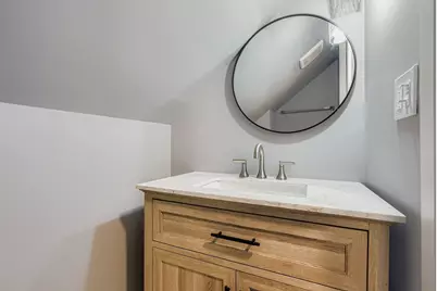 8841 S Utica Street, Evergreen Park, IL 60805 - Photo 3