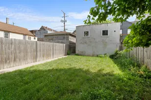 2649 W 21st Pl, Chicago, IL 60608 - Photo 25