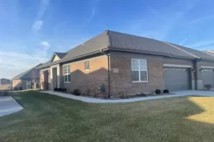 8026 Bradley Dr, Tinley Park, IL 60487 - Photo 1