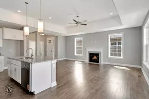 8026 Bradley Dr, Tinley Park, IL 60487 - Photo 11