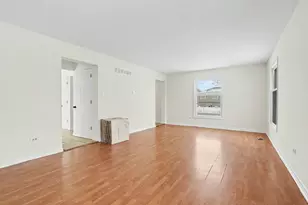 2600 John Bourg Dr, Plainfield, IL 60586 - Photo 3