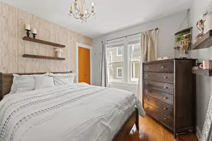 107 S Burton Pl, Arlington Heights, IL 60005 - Photo 9