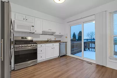 7910 Belle Rive Court #7910, Tinley Park, IL 60477 - Photo 9